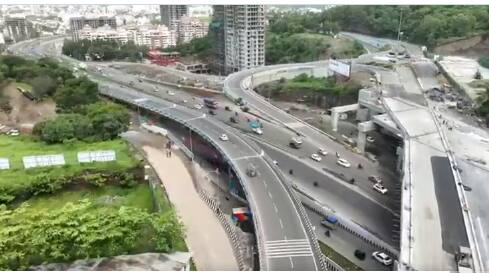 पुणे शहरातील बहुचर्चित असलेल्या चांदणी चौकातील पुलाचे बांधकाम अखेर पूर्ण झाले आहे.