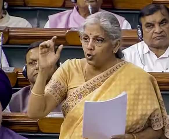 No Confidence Motion Debate: Finance Minister Nirmala Sitharaman spoke against the no-confidence motion in Lok Sabha No Confidence Motion Debate: 'કોગ્રેસ સપના બતાવતી હતી, ભાજપ સપના સાકાર કરે છે', અવિશ્વાસ પ્રસ્તાવ પર નિર્મલા સીતારમણે કર્યા આકરા પ્રહારો