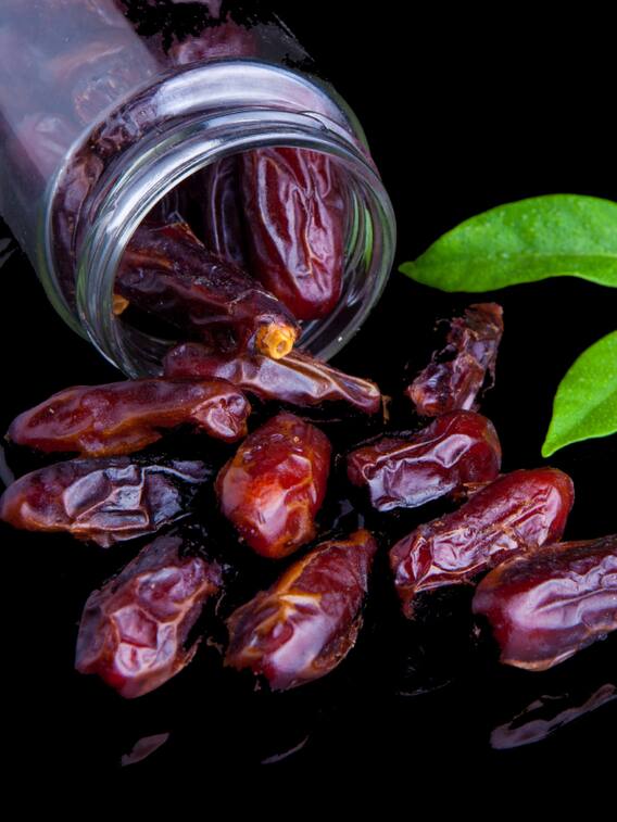 प्रेग्नेंसी में क्यों दी जाती है खजूर खाने की सलाह