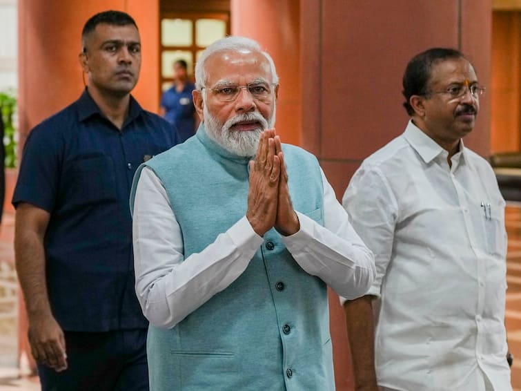 Global Investors Summit Uttarakhand PM Narendra Modi to inaugurate summit in FRI dehradun Pushkar Singh Dhami Global Investors Summit: उत्तराखंड ग्लोबल इन्वेस्टर्स समिट आज से होगा शुरू, पीएम मोदी करेंगे उद्घाटन