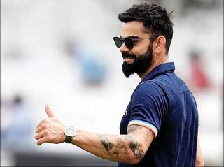 World Cup 2023 : किंग कोहली चुकला, चुकीची जर्सी घालून मैदानात, पाकविरुद्धच्या सामन्यात गफलत!