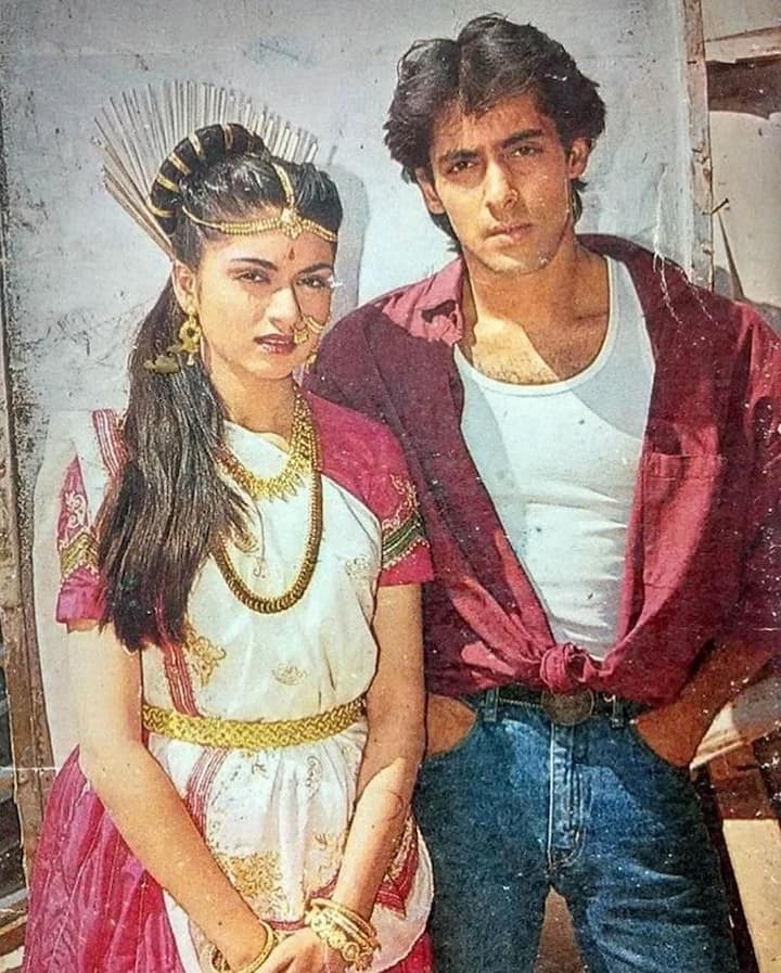 सलमान ने कहा कि, ‘उस वक्त मुझे ऐसा लग रहा था कि, मुझे अब कभी भी काम नहीं मिलेगा. क्योंकि इंडस्ट्री में सभी लोग ये सोचते थे कि ये फिल्म सिर्फ भाग्यश्री की वजह से चली थी. मैं तो बस फिल्म में ऐसे ही थी.’