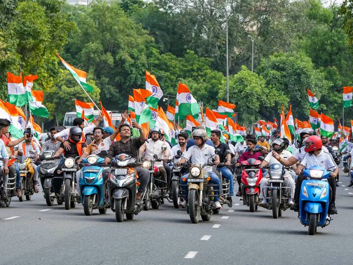 Under the Azadi Ka Amrit Mahotsav (AKAM) initiative, 'Har Ghar Tiranga' will be celebrated across the nation from August 13- 15, wherein people will be encouraged to hoist flags on the premises of homes, the Culture Ministry has said. (Photo: PTI)