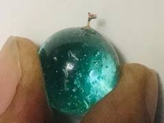 राजस्थान: उदयपुर में बना रेत के कण से भी छोटा गोल्ड का तिरंगा, इतना छोटा कि वजन भी...