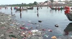 चंद्रभागेची पुन्हा दूरवस्था, भाविकांवर अधिक मासातील पवित्र स्थान दूषित पाण्यात करण्याची वेळ