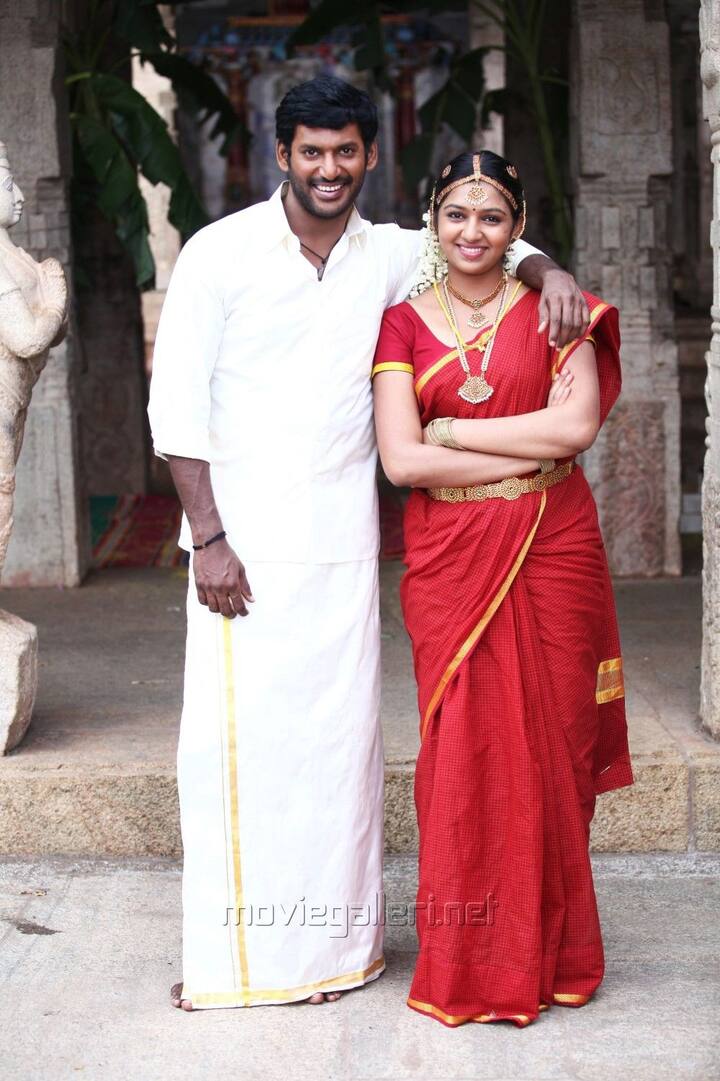 அந்த அறிக்கையில், “பொதுவாக என்னைப் பற்றிய எந்தப் பொய்யான செய்திகளுக்கும் அல்லது வதந்திகளுக்கும் நான் பதிலளிப்பதில்லை, அது பயனற்றது என்று நான் உணர்கிறேன். ஆனால் இப்போது லட்சுமி மேனனுடனான எனது திருமணம் பற்றிய வதந்தி பரவி வருவதால், நான் இதை மறுக்கிறேன், இது முற்றிலும் ஆதாரமற்றது. இந்த வதந்திக்கு நான் பதிலளிக்க காரணம், ஒரு நடிகை என்பதை விட ஒரு பெண் இதில் சம்பந்தப்படுத்தப்படுகிறார் என்பது தான். நீங்கள் ஒரு பெண்ணின் தனிப்பட்ட வாழ்க்கையில் நுழைந்து அவரின் பிரைவசி மற்றும் இமேஜைக் கெடுக்கிறீர்கள். நான் யாரை திருமணம் செய்து கொள்ளப் போகிறேன் என்பதை ஆண்டு, தேதி, நேரம் மற்றும் எதிர்காலத்தில் டிகோட் செய்ய இது ஒன்றும் பெர்முடா டிரையாங்கிள் (Bermuda Triangle) அல்ல. நம்பிக்கை உணர்வு மேலோங்கும் நேரம் வரும்போது எனது திருமணம் குறித்து அதிகாரப்பூர்வமாக அறிவிப்பேன்” என தெரிவித்துள்ளார். மீண்டும் விஷாலின் திருமண செய்தி உறுதியாகாதது அவரது ரசிகர்களை சோகத்தில் ஆழ்த்தியுள்ளது.