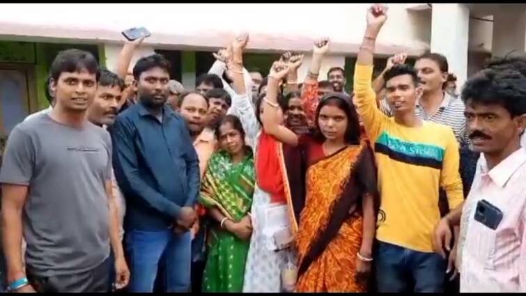 TMC And BJP Reportedly Hold Hands At Galsi To Form Panchayat Board Resulting In TMC Pradhan And BJP Uppradhan Purba Bardhaman:পঞ্চায়েত বোর্ড গঠনে 'ব্যাকসিটে' রাজনৈতিক লড়াই? তৃণমূল-বিজেপি মিলেমিশে 'একাকার' গলসিতে