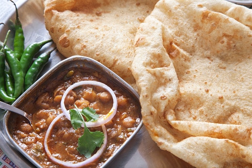 11 Delhi Street Foods That Are A Must-Have On Your Next Trip