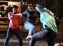 Jagaddhatri Serial: অপরাধের অন্ধকার সরিয়ে সমাজকে আলো দেখাতে জগদ্ধাত্রীর সঙ্গে হাত মেলালেন অনিমেষ দত্ত