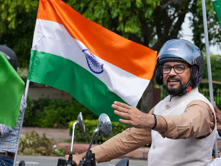 MPs, Ministers Take Out Bike Rally As Part Of Har Ghar Tiranga Campaign ...