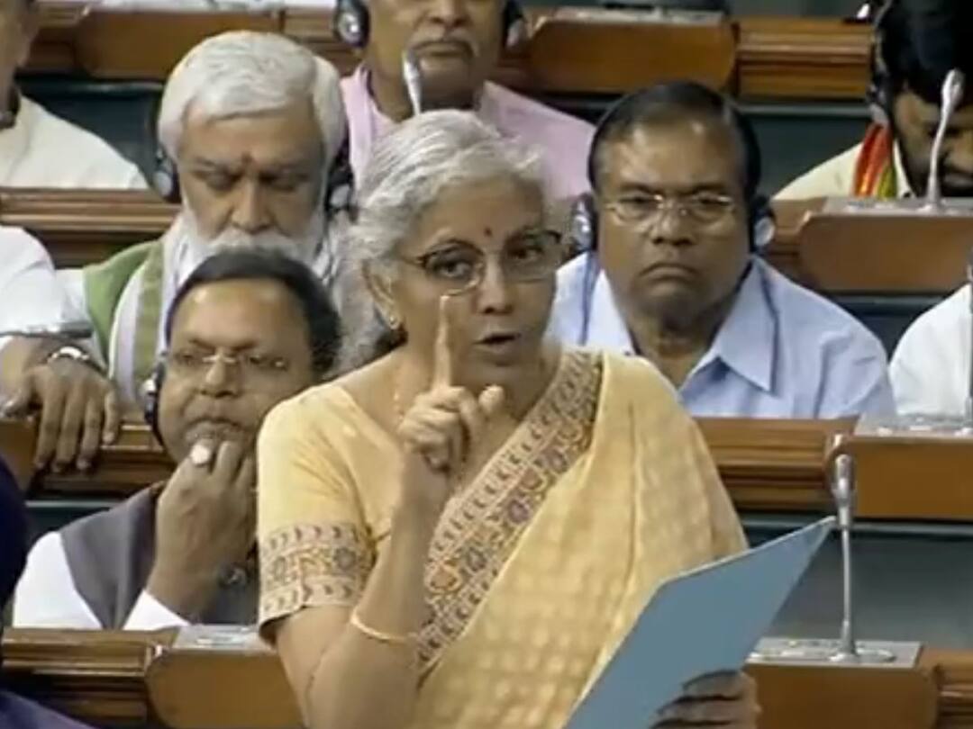 Nirmala Sitharaman: టమాటా ధరల పెరుగుదలపై ఆర్థిక మంత్రి సీతారామన్ ఏమన్నారంటే ! Importing tomatoes from Nepal part of steps to calm inflation shares Nirmala Sitharaman Nirmala Sitharaman: టమాటా ధరల పెరుగుదలపై ఆర్థిక మంత్రి సీతారామన్ ఏమన్నారంటే !