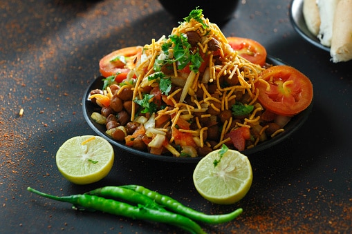 11 Delhi Street Foods That Are A Must-Have On Your Next Trip