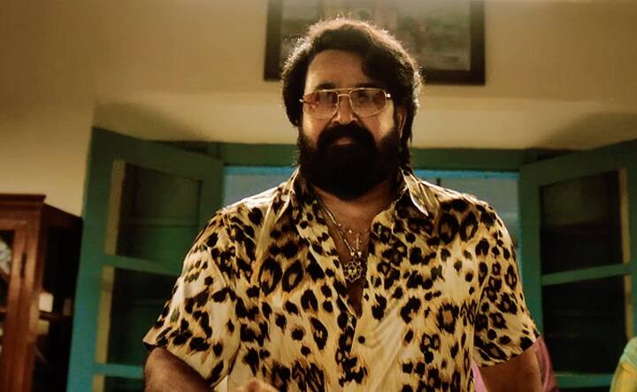 ஐந்து மொழிகளில் வெளியான ஜெயிலர் தமிழ்நாட்டில் ரூ. 23 கோடியையும் கர்நாடகாவில் ரூ.11 கோடியையும் கேரளாவில் 7 கோடியையும் ஆந்திரா மற்றும் தெலங்கானாவில் ரூ.7 கோடியையும் மற்ற மாநிலங்களில் 3 கோடி ரூபாயையும் வசூலித்துள்ளதாக சொல்லப்படுகிறது.