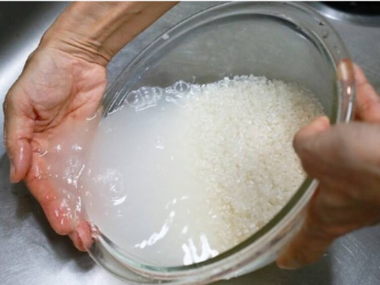 Rice water use to soothe and tone skin and helps to hair growth முகம் பளபளப்பாக வேண்டுமா..? அரிசி கழுவிய நீர் இருந்தாலே போதும்..!
