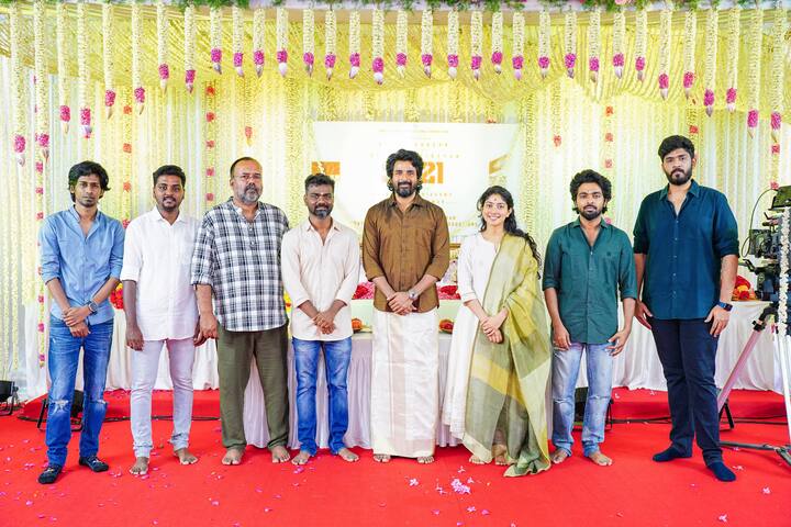 அதைத்தொடர்ந்து, நடிகர் கமல் ஹாசனின் ராஜ் பிலிம்ஸ் இன்டர்நேஷனல்ஸ் தயாரிக்கும் SK 21 திரைப்படத்தில் நடிகர் சிவகார்த்திகேயன் நடித்து வருகிறார்.