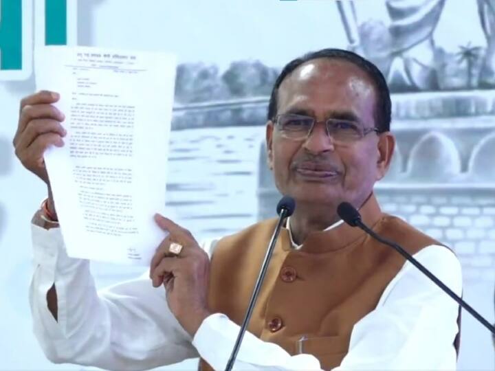 MP CM Shivraj Singh Chouhan reply on 50 percent commission viral letter said Congress spreading confusion Fear ann MP News: सीएम शिवराज का 50 फीसदी कमीशन की वायरल चिट्ठी पर पलटवार, बोले- 'सूत न कपास कांग्रेसियों में...'