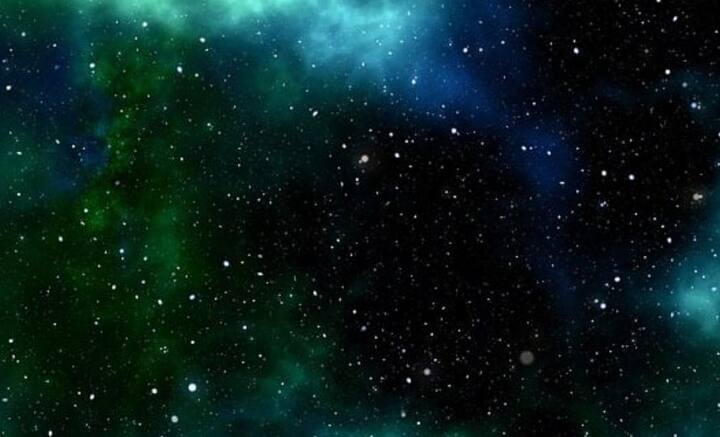 প্রায় তিন দশক আগে আমাদের সৌরজগতের বাইরের দুনিয়াতেও উঁকিঝুকি দিতে শুরু করেন বিজ্ঞানীরা। তাতে এখনও পর্যন্ত একাধিক উল্লেখযোগ্য আবিষ্কার সামনে এসেছে, এর মধ্যে অন্যতম হল এক্সোপ্ল্যানেট, আমাদের সৌরজগতের পরিসরের বাইরে থাকা গ্রহ, যা কিনা সৌরজগতের মধ্যে থাকা গ্রহগুলিকে কার্যত গিলে খেতে পারে।