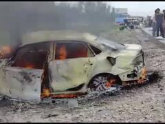 दिल्ली-देहरादून नेशनल हाईवे पर चलती कार बनी आग का गोला, चंद मिनटों में हुई खाक