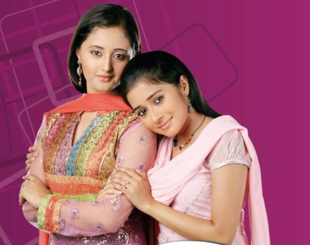 2010 ஆண்டில் தனியார் தொலைகாட்சி ஒன்றில் ஒளிப்பரப்பாகி கொண்டிருந்த நெடுந்தொடர் சிந்து பைரவி.