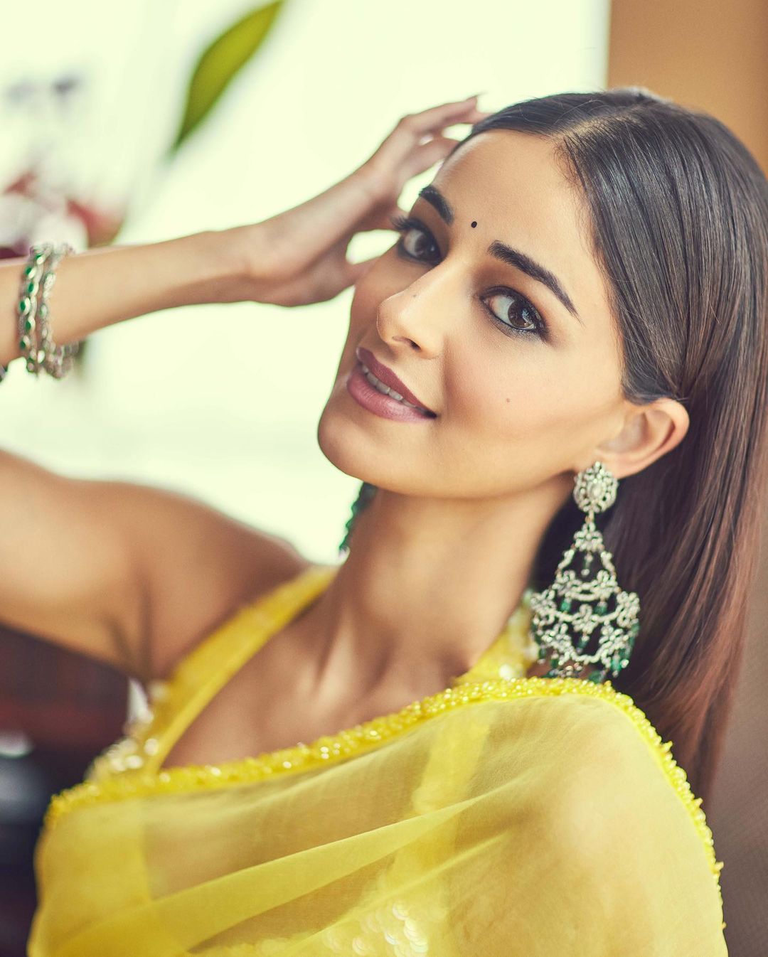 Earrings with yellow on sale saree