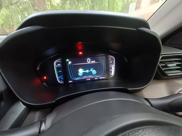On the Agra trip, the high speed stability was very good and it is very relaxing to drive while also top marks for the ride comfort which is top-notch. It absorbs our bad roads and also feels tough which is a highlight. On the other hand, the suspension is soft and the steering feedback isn't sporty but that is not what this car is about.