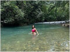 Amala Paul: అడవి మధ్యలో సరస్సు, ఆ సరస్సులో అందాల అమలా పాల్