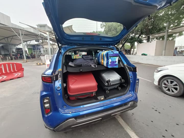 The hybrid range starts from just under Rs 17 lakh while the top-end is around 19.99 lakh. Hence, the Hybrid is much more expensive when compared to the mild hybrid one but in our opinion, the difference is worth it because of the hybrid powertrain as it is smooth and the efficiency. If your running is high, this variant makes more sense especially with diesel losing favour and how you get the benefits of an EV along with a conventional petrol car. Hence, if you drive a lot and need comfort/ease of use and efficiency, then the Hybrid Hyryder it is. What we like - Efficiency, hybrid powertrain, ride comfort, features, looks. What we do not - sunroof cover is too thin, no powered driver seat. (All Photos: Somnath Chatterjee)