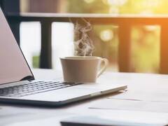 सकाळी उठल्यानंतर एक तास कॉफी पिणे टाळा, अन्यथा 'या' समस्यांचा करावा लागेल सामना