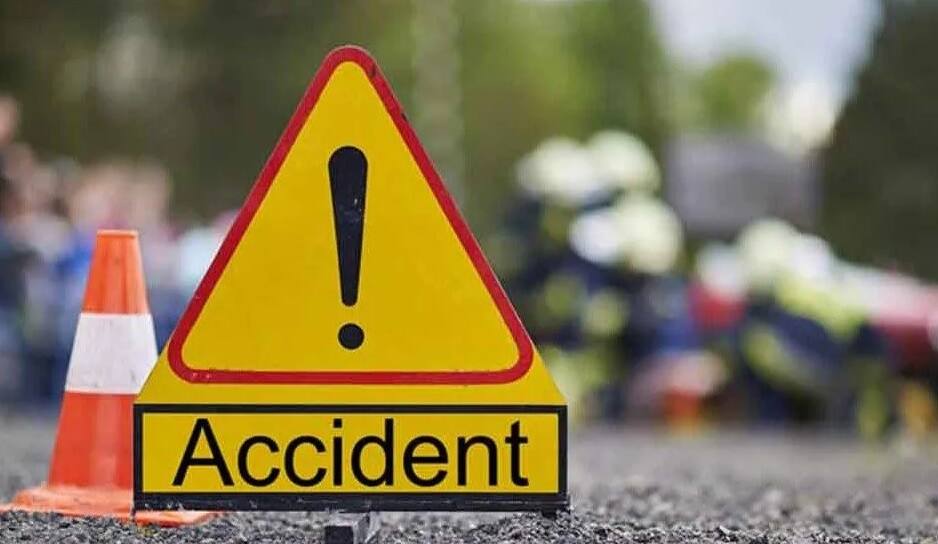 Hit & Run: રાજકોટમાં હિટ એન્ડ રનમાં એકનું મોત, ત્રણ લોકોને ઇજા One dead, three injured in hit and run in Rajkot Hit & Run: રાજકોટમાં હિટ એન્ડ રનમાં એકનું મોત, ત્રણ લોકોને ઇજા