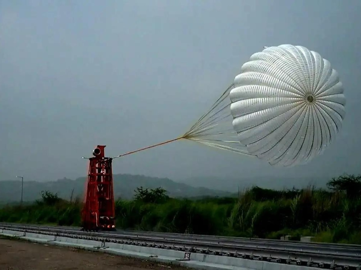 Exclusive: Drogue Parachutes Are Best For Deceleration, Says Former ISRO Scientist On Gaganyaan's Parachute Deployment Tests