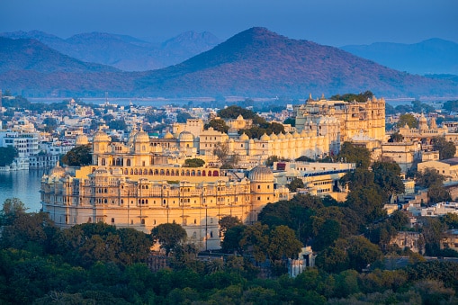 Travel Udaipur: Know The Places to Visit And Things To Do In The City Of Lakes