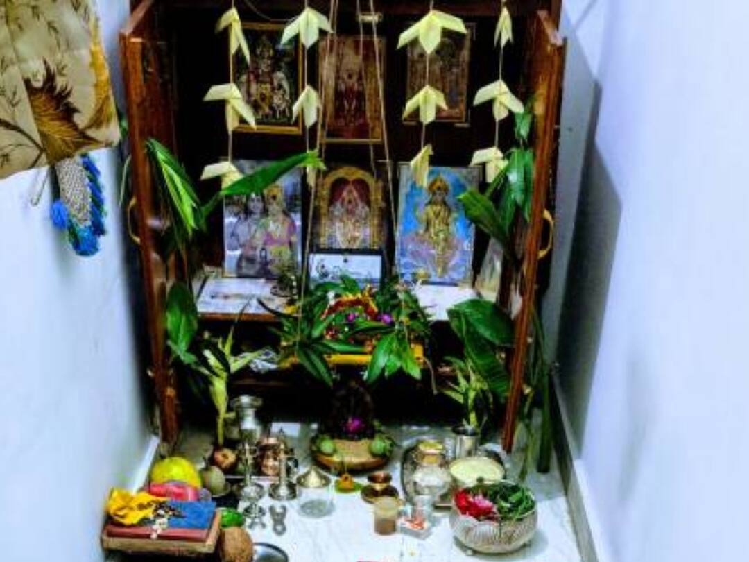 If You Want To Get Peace And Wealth Then You Should Follow These Rules In Puja Room పూజ గది ఇలా ఉంటే ఇంట్లో ప్రశాంతత ఉంటుంది