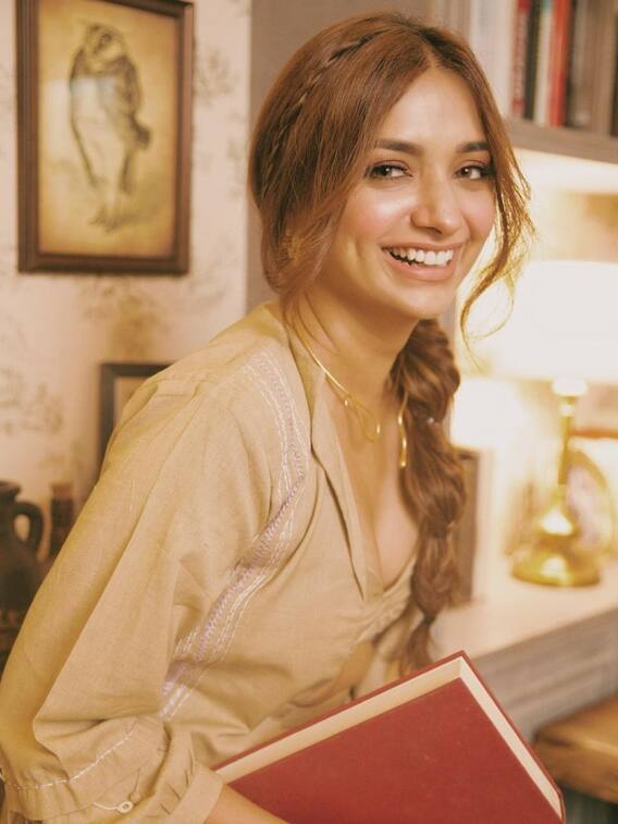 इतनी पढ़ी लिखी हैं बिग बॉस OTT 2 की जिया शंकर