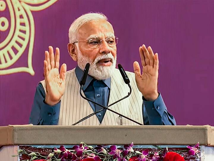 ABP C Voter Survey On NO Confidence Motion Survey Rahul Gandhi PM Modi Amit Shah ABP C Voter Survey: अविश्वास प्रस्ताव से पीएम मोदी, राहुल गांधी और गृह मंत्री शाह में से किस नेता को होगा फायदा? सर्वे में आया सामने