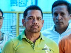 'मणिपुर जल रहा है और ये मंत्री...', लोकसभा में अपनी तस्वीर दिखाए जाने पर रॉबर्ट वाड्रा का स्मृति ईरानी पर पलटवार