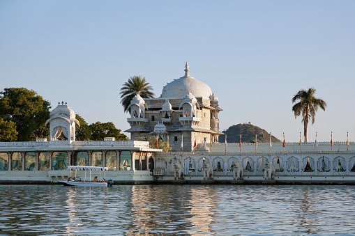 Travel Udaipur: Know The Places to Visit And Things To Do In The City Of Lakes