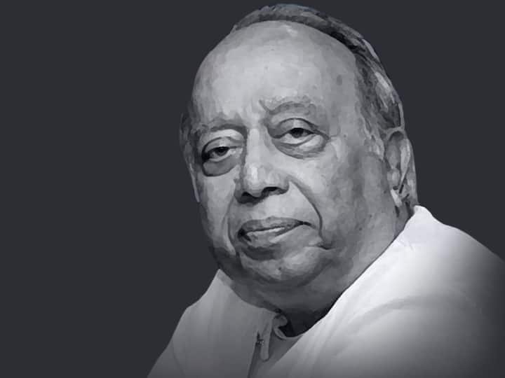 Rama Prasad Goenka: A takeover specialist, established RPG Enterprises. Born in 1930, he founded the enterprise in 1979, inheriting and expanding upon his father's businesses. His savvy acquisitions in the 1980s, including CEAT, KEC, Searle India, and more, showcased his business acumen. (Image: RP Sanjiv Goenka Group)