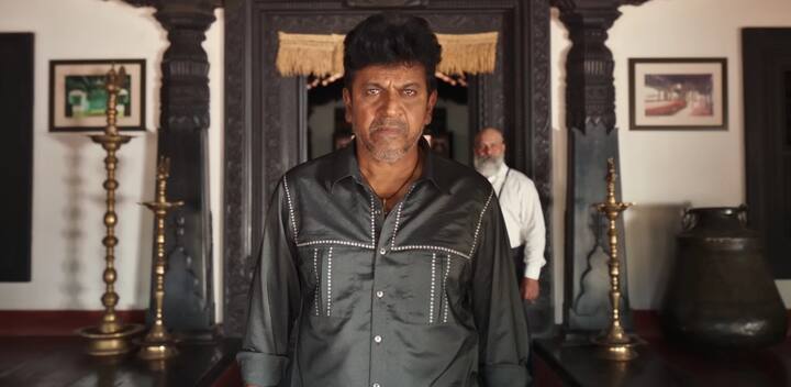 இவர் தற்போது ரஜினி நடிப்பில் வெளியான ஜெயிலர் படத்தில் நடித்துள்ளார். அவரின் நடிப்பு தமிழ் ரசிகர்களால் வெகுவாக பாராட்டப்பட்டு வருகிறது.