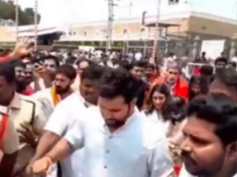Rohit Sharma Pays Visit To Tirupati Balaji Temple Ahead Of Asia Cup 2023 - WATCH Rohit Sharma Pays Visit To Tirupati Balaji Temple Ahead Of Asia Cup 2023 - WATCH