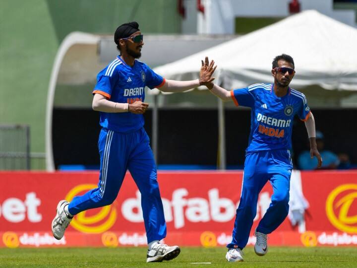 IND vs WI: अर्शदीप सिंह ने फैमिली के सामने मैच जीतने के बाद दी प्रतिक्रिया, बताया किस बात का था दबाव IND vs WI Arshdeep Singh says about playing in front of family members in Florida 4th t20 IND vs WI: अर्शदीप सिंह ने फैमिली के सामने मैच जीतने के बाद दी प्रतिक्रिया, बताया किस बात का था दबाव