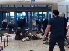 कैलिफोर्निया के लक्जरी स्टोर में एक साथ घुसे 30 नकाबपोश लोग, ले उड़े तीन लाख डॉलर का कीमती सामान