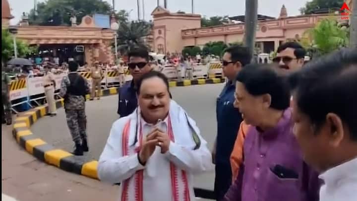 এরপর হাওড়ার দেউলটিতে ২ দিনের পঞ্চায়েত রাজ সম্মেলনের সমাপ্তি অনুষ্ঠানে যোগ দেবেন তিনি।