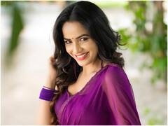 పర్పుల్ కలర్ సారిలో ఆకట్టుకుంటున్న 'కార్తీక దీపం' మోనిత - ఫోటోలు వైరల్!