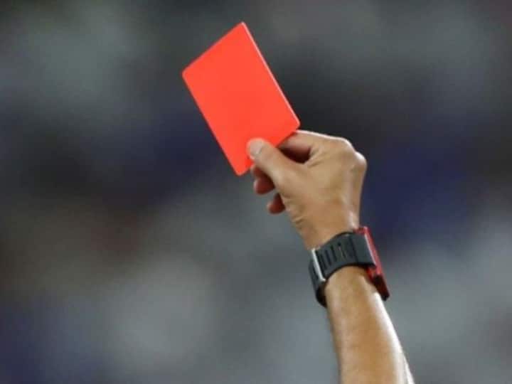 Caribbean premier league will introduce red car rule in cricket for slow over rate know details Red Card: क्रिकेट में भी दिखेगा रेड कार्ड रूल, इस गलती पर मिलेगी सज़ा; जानें किस लीग से होगी शुरुआत