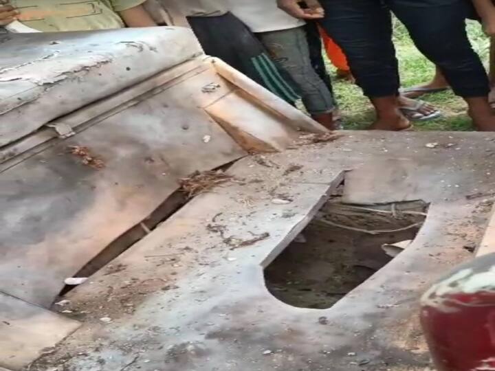 Bihar News: गया के शेरघाटी में ई रिक्शा में हुआ बम ब्लास्ट, बोरे में तीन अपराधी ले जा रहे थे विस्फोटक, धमाके से हुए घायल Bomb blast in e rickshaw in Gaya Sherghati three criminals injured in the blast ann Bihar News: गया के शेरघाटी में ई रिक्शा में हुआ बम ब्लास्ट, बोरे में तीन अपराधी ले जा रहे थे विस्फोटक, धमाके से हुए घायल