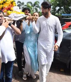 Ankita Lokhande Fathers Last Rites: ਅੰਕਿਤਾ ਲੋਖੰਡੇ ਨੇ ਪਿਤਾ ਦੀ ਅਰਥੀ ਨੂੰ ਦਿੱਤਾ ਮੋਢਾ, ਅੰਤਿਮ ਵਿਦਾਈ ਸਮੇਂ ਫੁੱਟ-ਫੁੱਟ ਰੋਈ ਅਦਾਕਾਰਾ