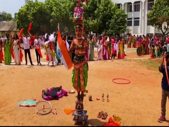 2023 school students join together to attempt a world record on the 76th Independence Day Madurai: 76வது சுதந்திர தினம்.. 2023 பள்ளி மாணவர்கள் இணைந்து உலக சாதனை முயற்சி.. மதுரையில் மாஸ்..!