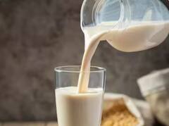 ਕੀ ਸਰੀਰ ਵਿੱਚ ਕੈਲਸ਼ੀਅਮ ਦੀ ਕਮੀ ਨੂੰ ਪੂਰਾ ਕਰਨ ਲਈ ਸਿਰਫ ਦੁੱਧ ਪੀਣਾ ਸਹੀ ਹੈ? ਜਾਣੋ