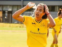 In Pics: પાંચ એવી હૉટેસ્ટ મહિલા ક્રિકેટર જેના સેક્સી ફિગર સામે હીરોઇનો પણ પડી જાય છે ફિક્કી