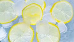 Frozen Lemon : फ्रीजरमध्ये गोठवलेले लिंबू तुम्ही कधी खाल्ले आहे का? शरीराला हे फायदे मिळतील